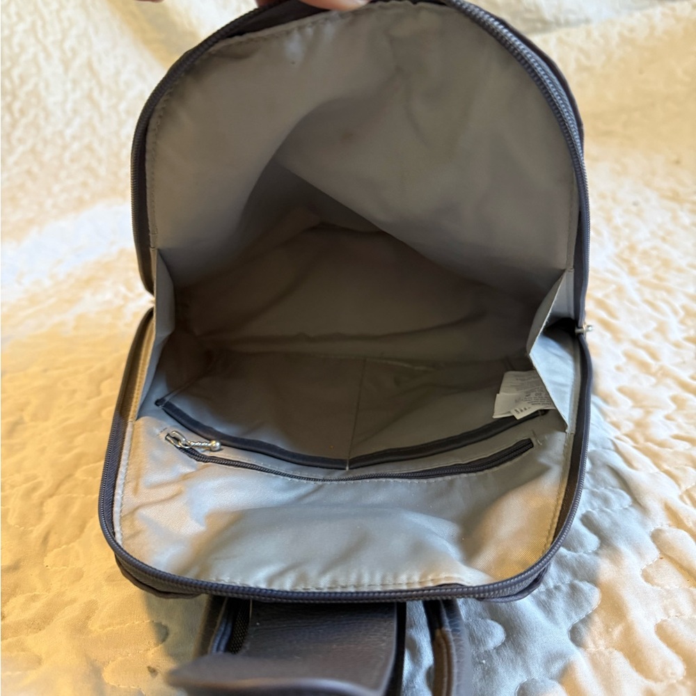 Bargain womens Camouflage Backpack - Picture 5 of 5